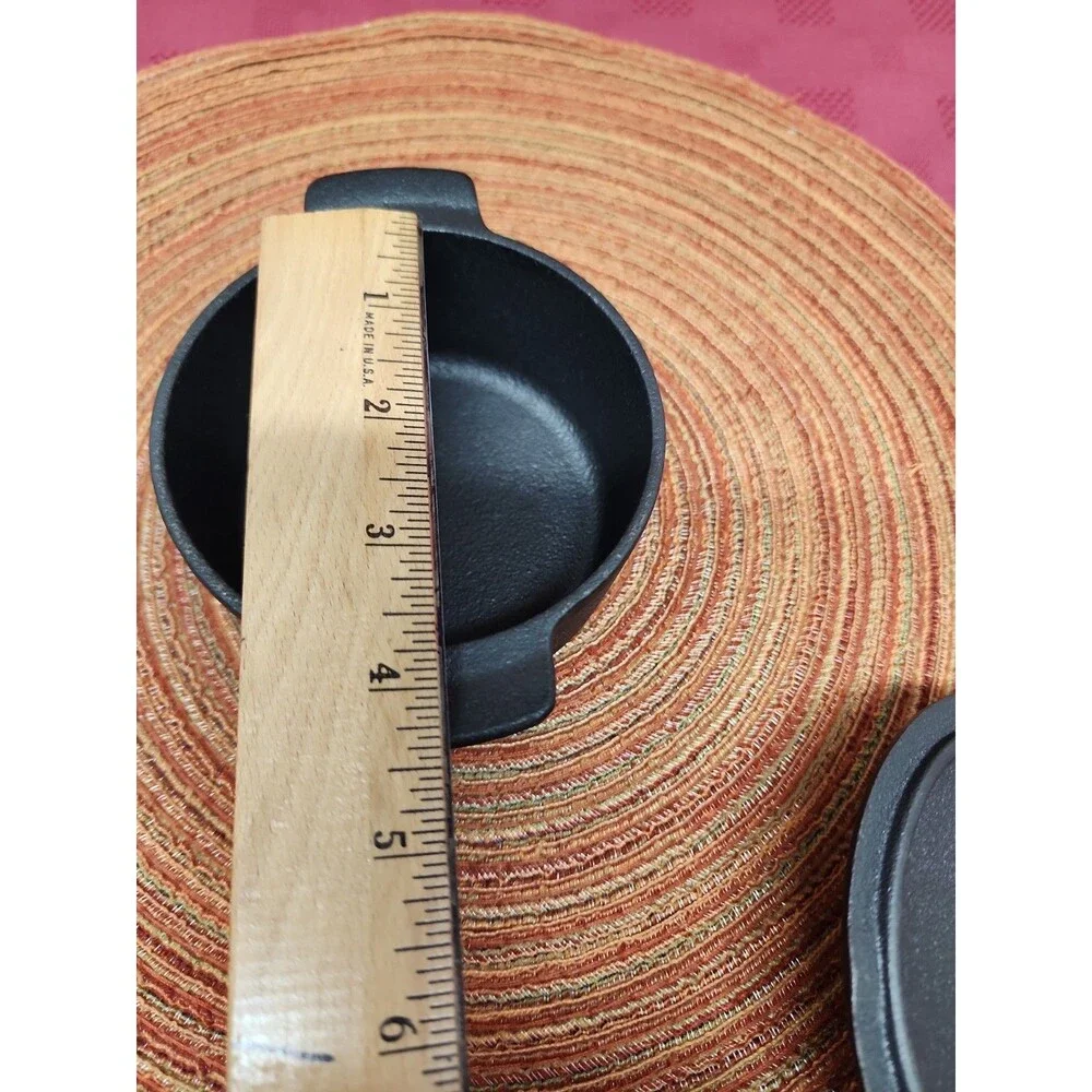 Food Network Cast Iron Cocotte/Mini Dutch Oven Pre Seasoned 8 Oz. 0 New No Box